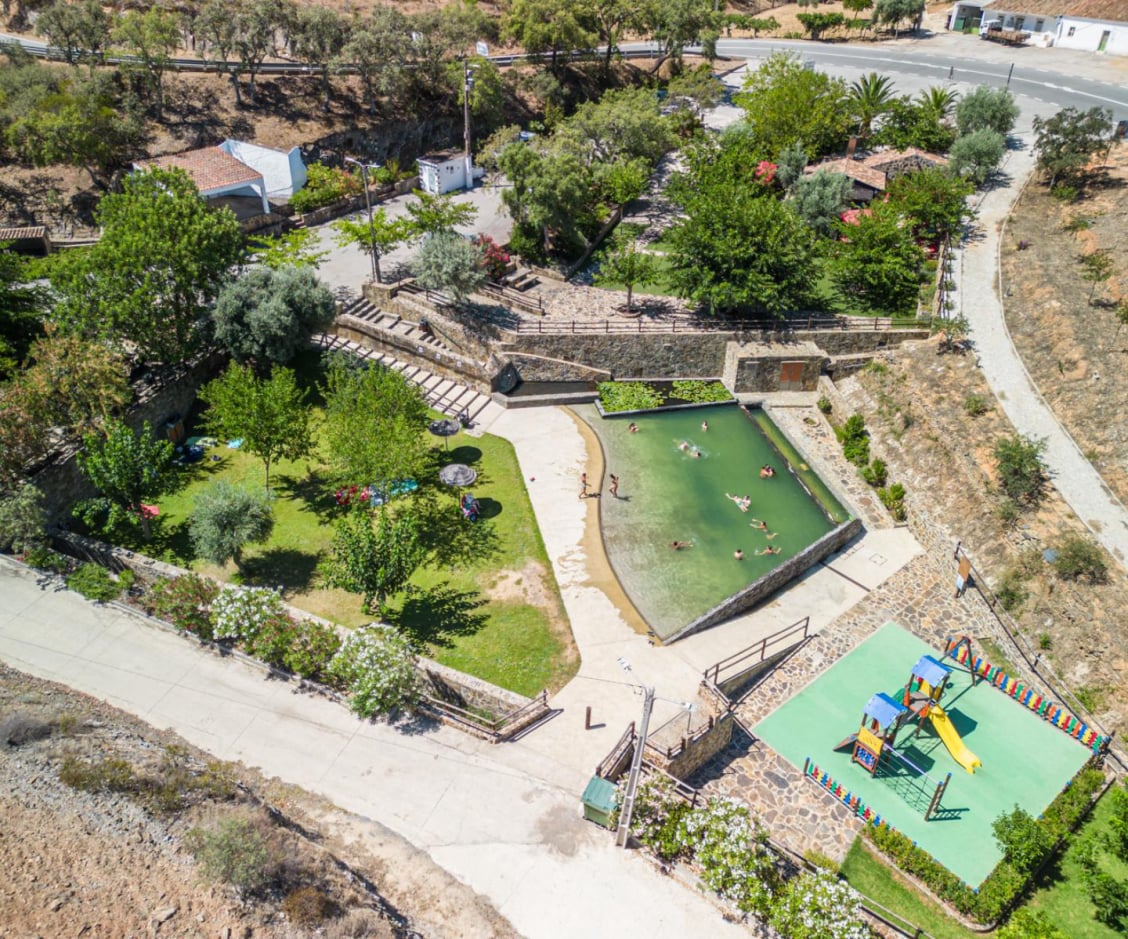 Espelho dagua Ameixial